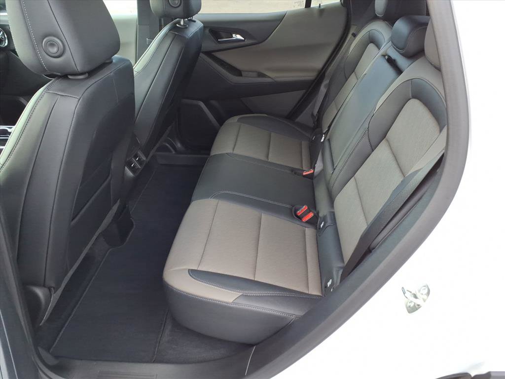 Used 2026 Chevrolet Equinox LT w/ Convenience Package II image 12