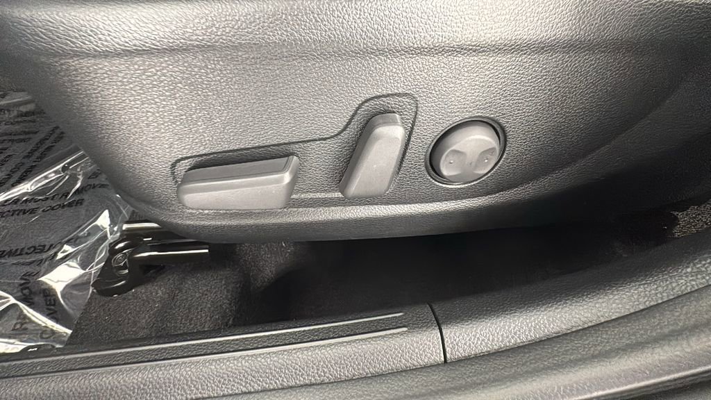 New 2026 Kia Seltos EX image 11