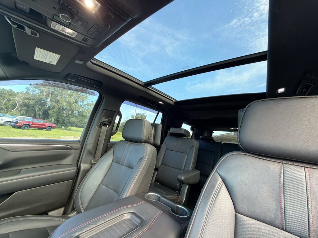 Used 2021 Chevrolet Tahoe RST w/ Luxury Package AWD/4WD image 27