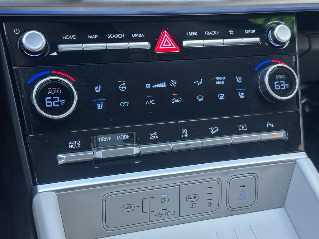 Certified 2024 Hyundai Santa Fe Limited AWD/4WD image 21