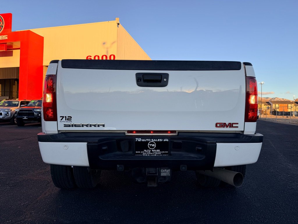 Used 2013 GMC Sierra 3500 Denali image 41