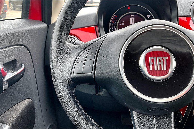 Used 2017 FIAT 500 Pop w/ Red Roof & Mirror Cap Package FWD image 18