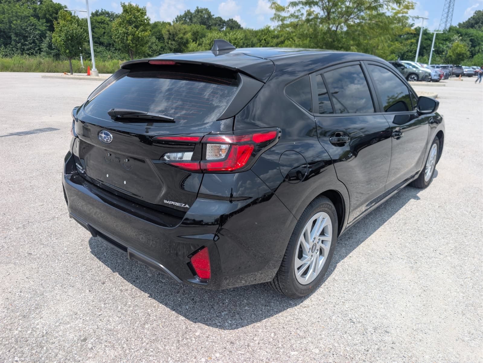 Certified 2024 Subaru Impreza 2.0i AWD/4WD image 8