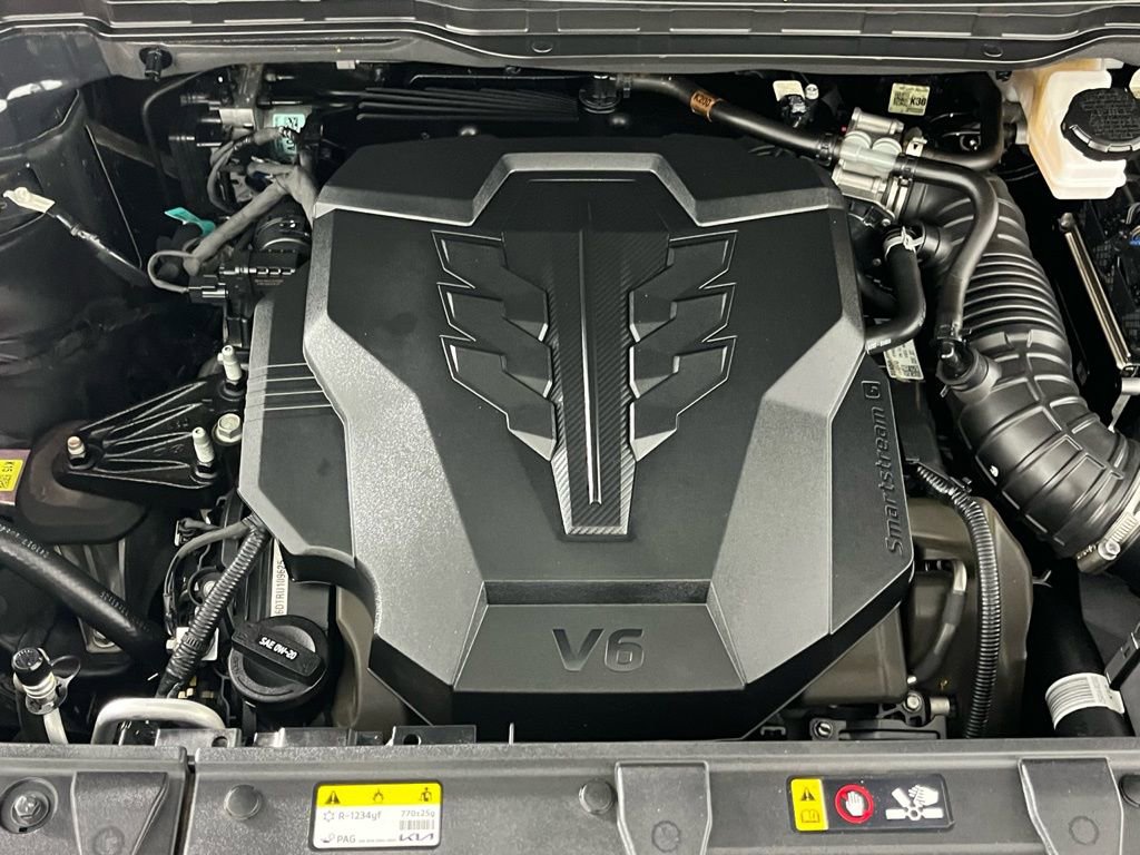 Used 2025 Kia Carnival image 34