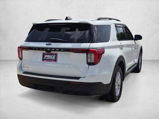 Used 2025 Ford Explorer Active RWD image 5