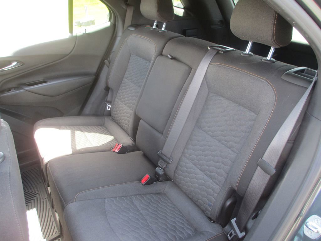 Used 2021 Chevrolet Equinox LT image 19