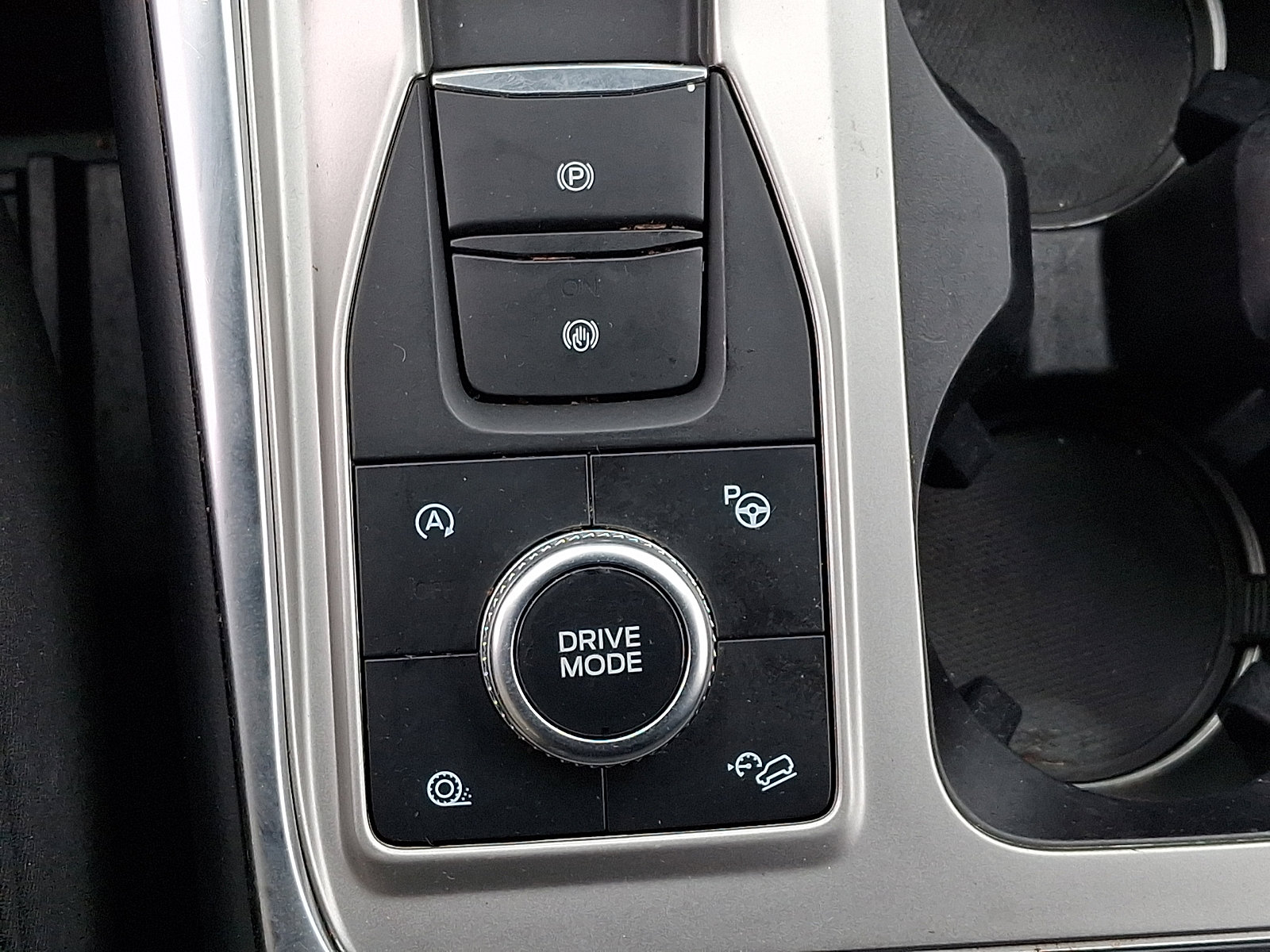 Used 2020 Ford Explorer Platinum w/ Premium Technology Package image 28