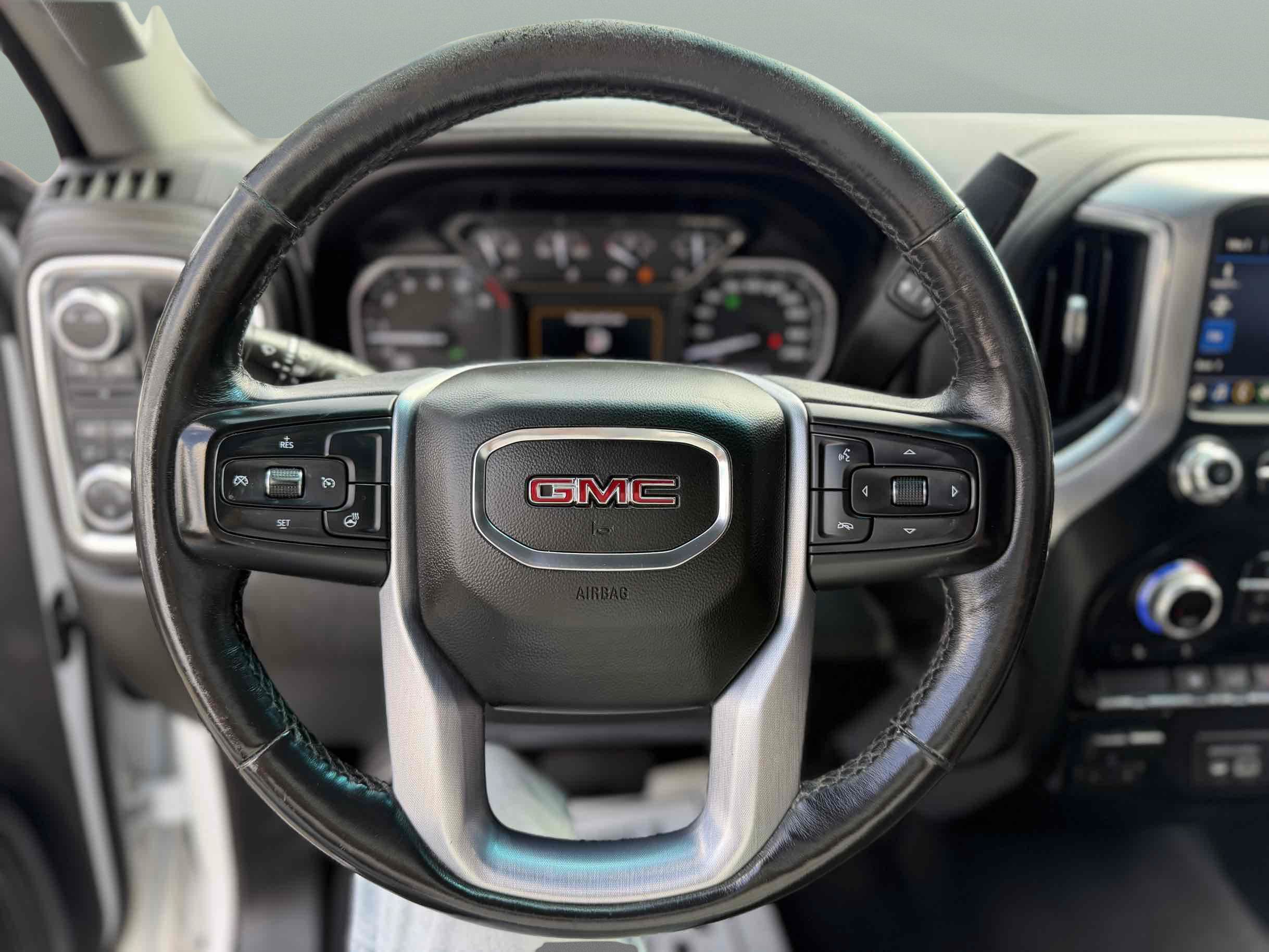 Used 2022 GMC Sierra 2500 SLE w/ Preferred Package AWD/4WD image 19