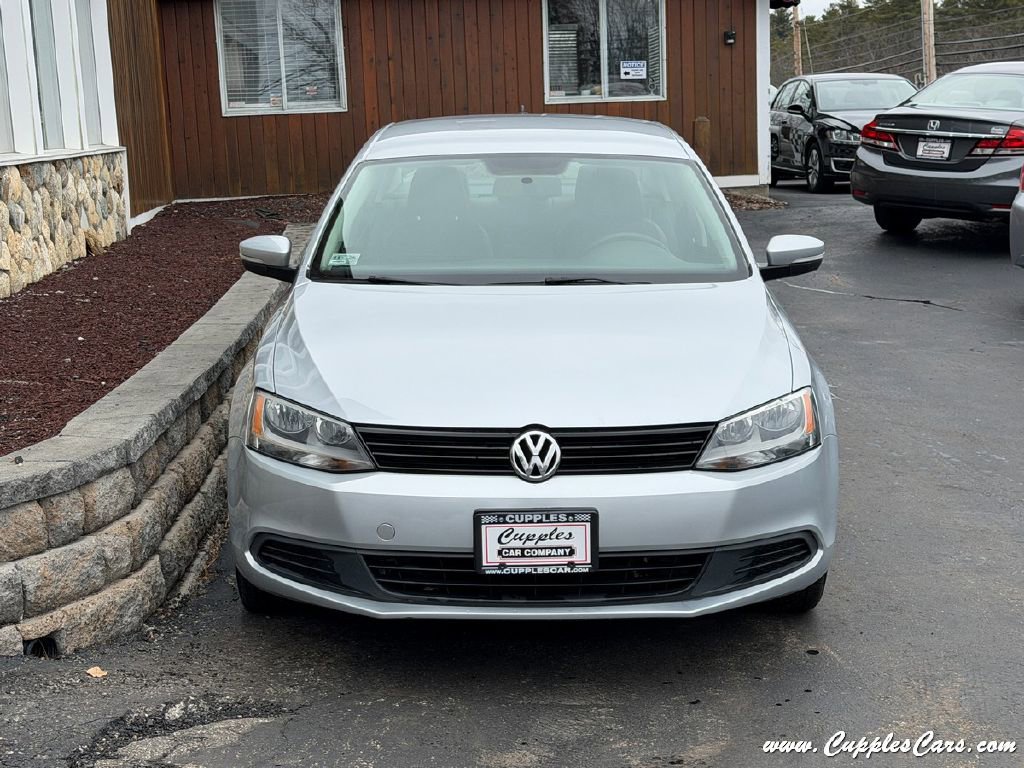 Used 2014 Volkswagen Jetta SE FWD image 12