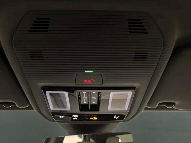 Used 2024 Audi Q4 e-tron Premium Plus w/ Premium Plus image 63