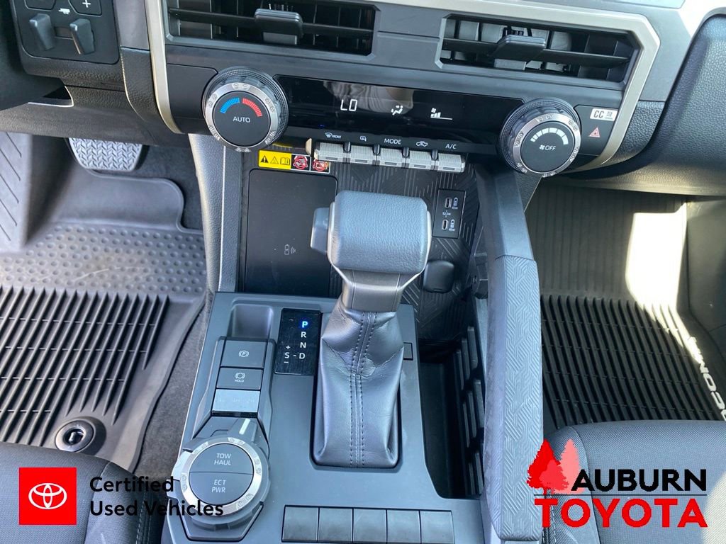 Certified 2025 Toyota Tacoma SR5 w/ SR5 Upgrade Package AWD/4WD image 36