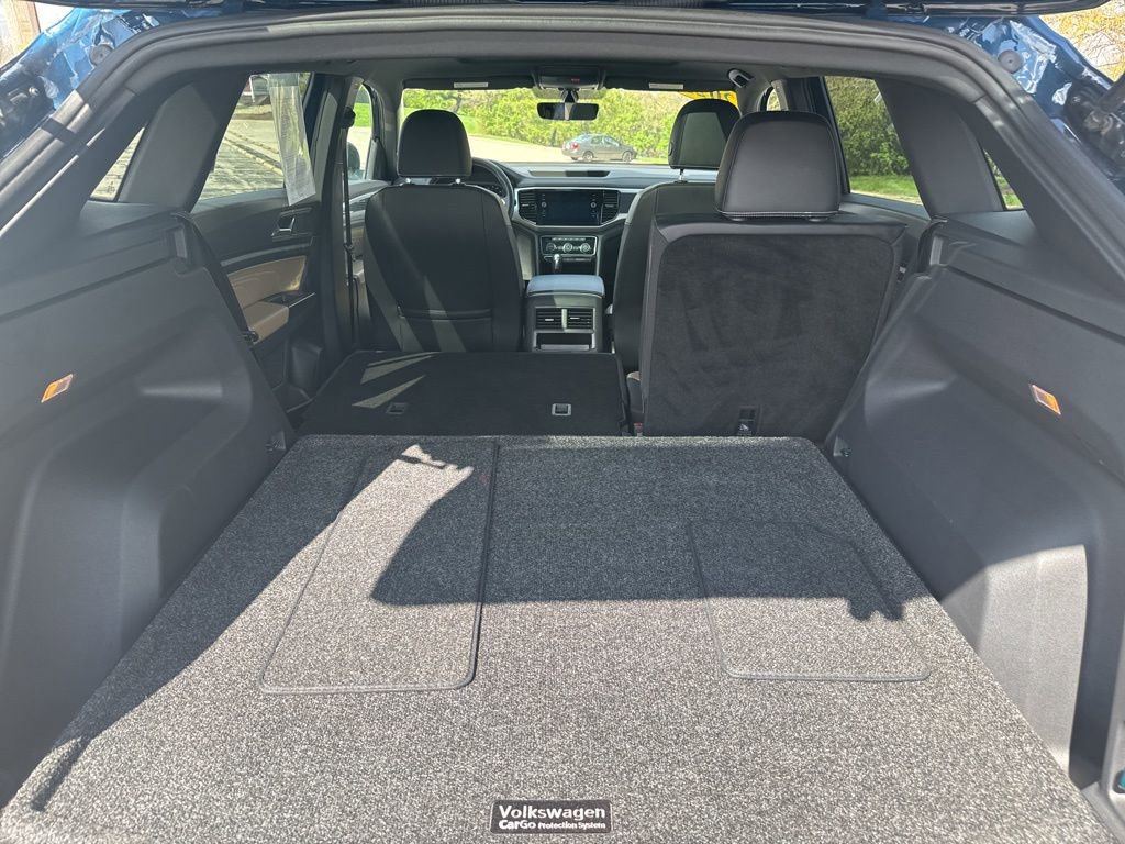 Used 2022 Volkswagen Atlas Cross Sport SE image 31