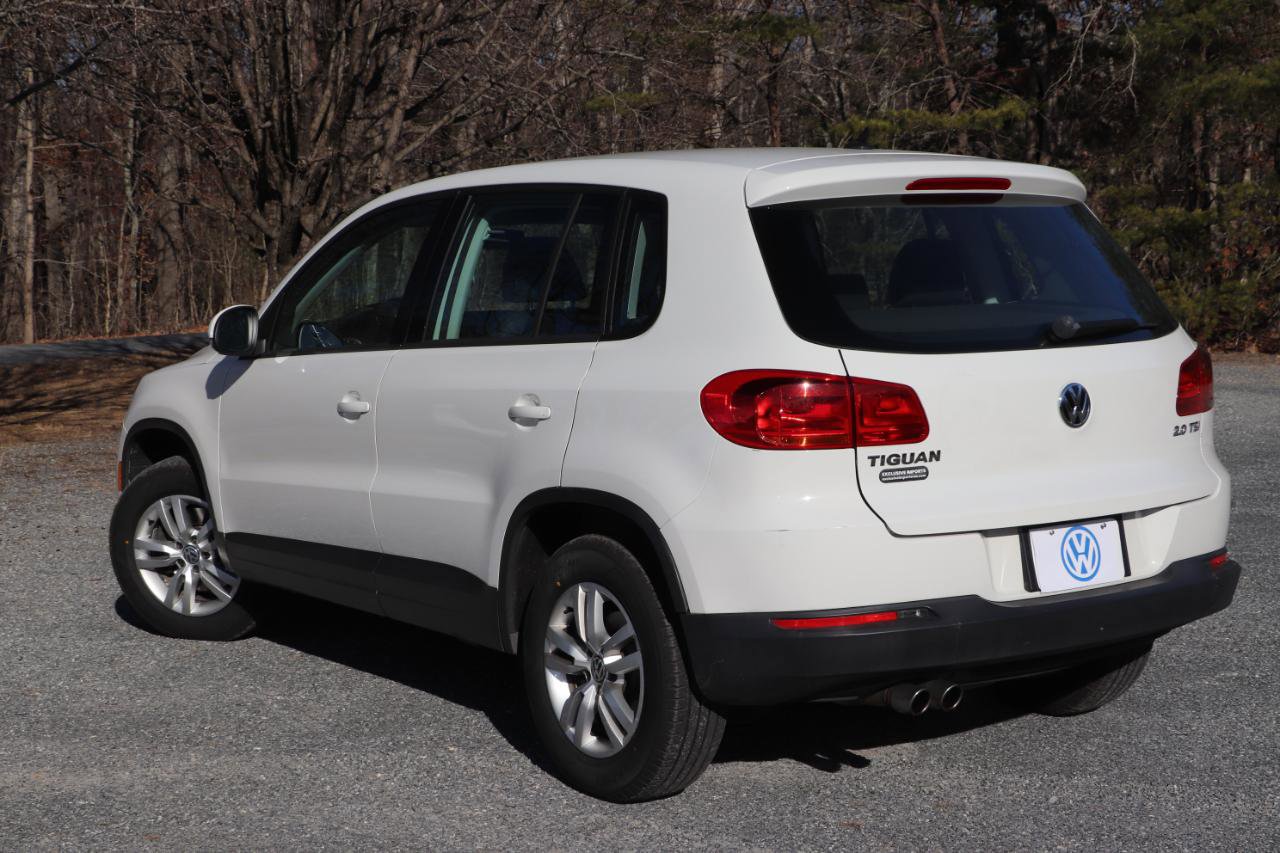 Used 2013 Volkswagen Tiguan S FWD image 30