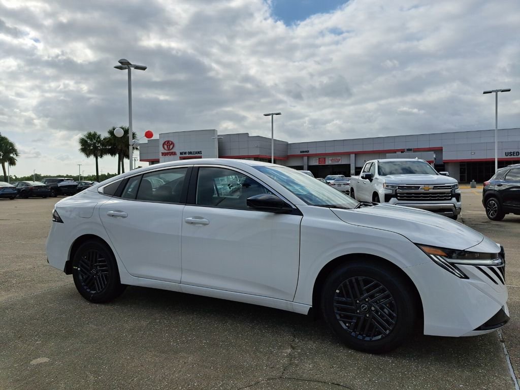 Used 2026 Nissan Sentra SV w/ SV Convenience Package FWD image 3