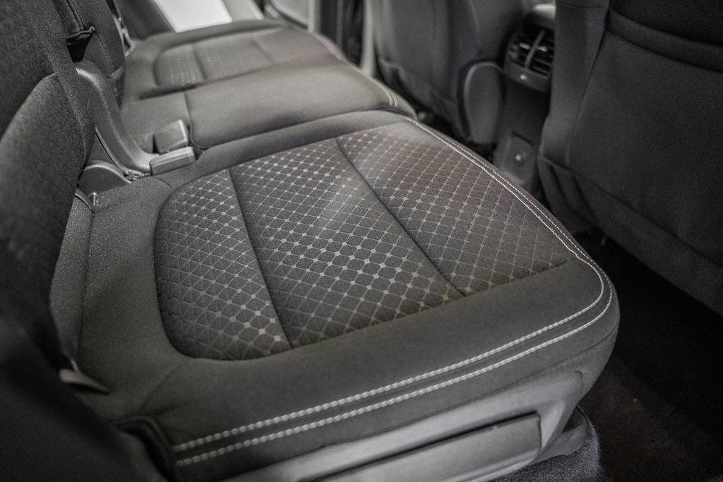 Used 2025 Ford Escape Active AWD/4WD image 38