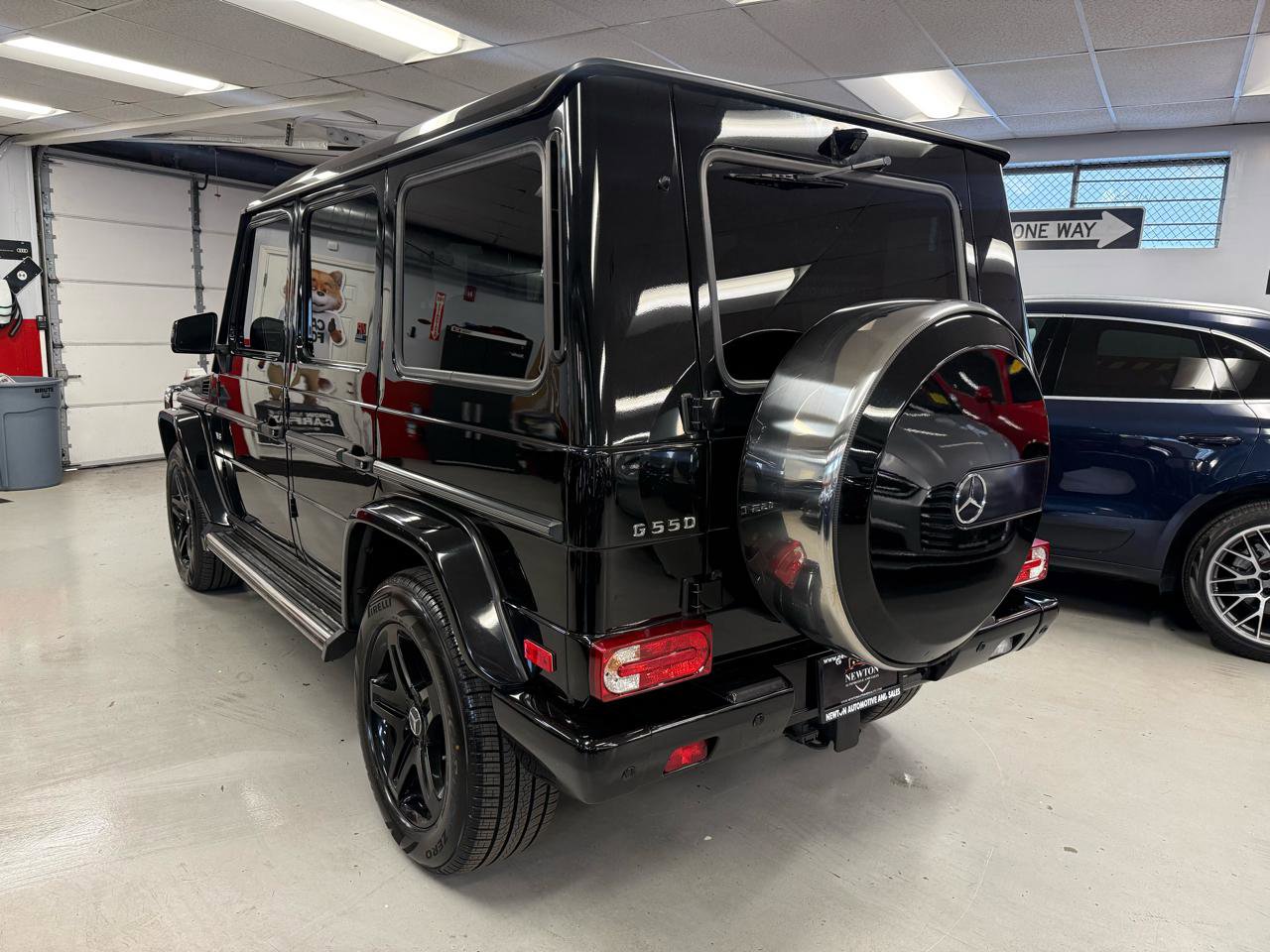 Used 2016 Mercedes-Benz G 550 image 4