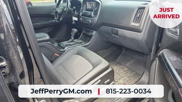 Used 2015 GMC Canyon SLE w/ All-Terrain Package AWD/4WD image 18