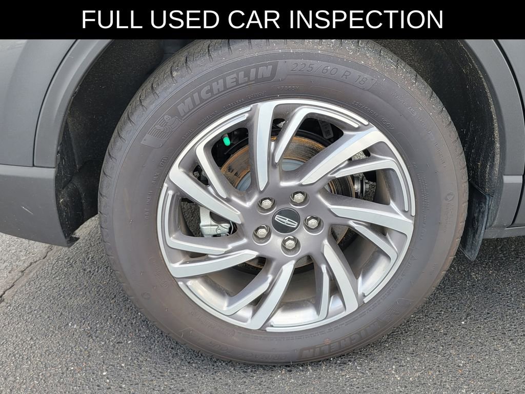 Used 2025 Lincoln Corsair AWD w/ Equipment Group 101A image 5