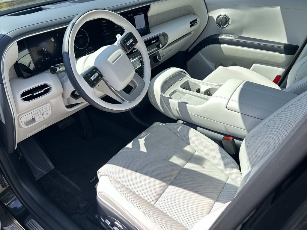 Used 2026 Hyundai Palisade Calligraphy FWD image 16