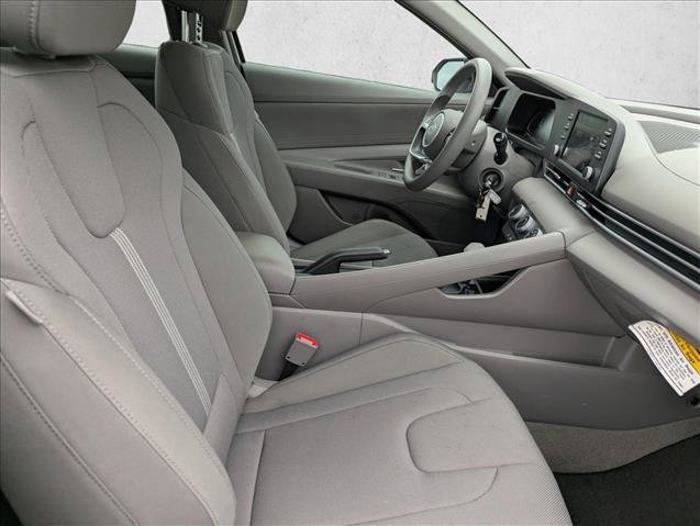 Certified 2026 Hyundai Elantra SE w/ Cargo Package FWD image 27