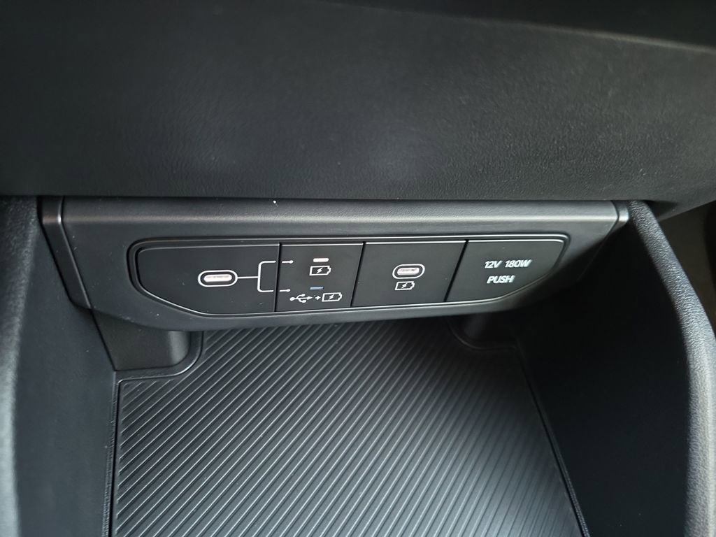 New 2025 Kia K4 LXS image 15