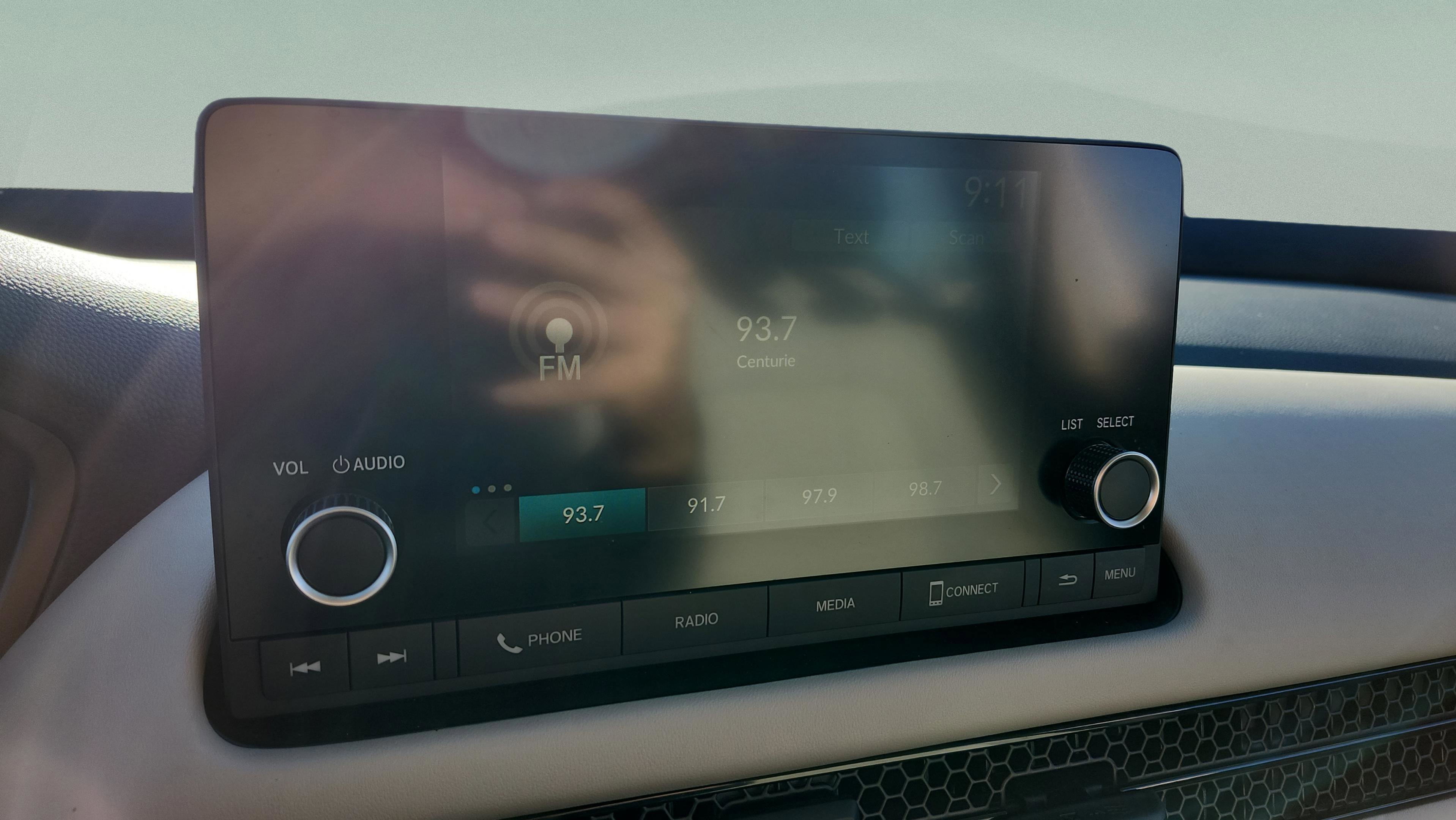 Certified 2023 Honda HR-V LX image 23