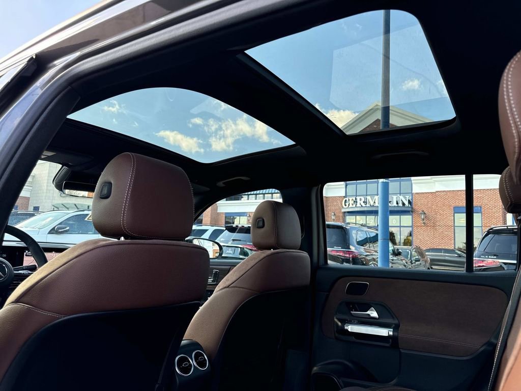 New 2025 Mercedes-Benz GLB 35 AMG GLB 35 AMGﾮ image 18