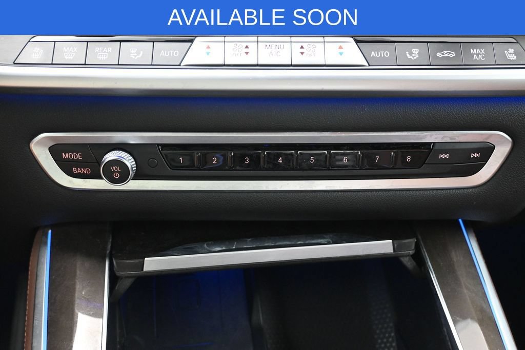 Used 2022 BMW X5 xDrive40i w/ Executive Package AWD/4WD image 26