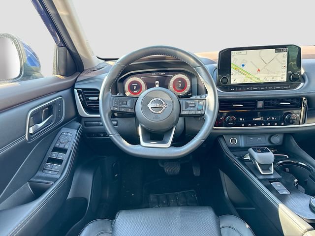 Used 2023 Nissan Rogue Platinum image 24