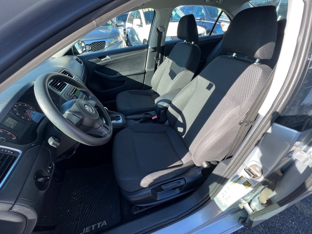 Used 2014 Volkswagen Jetta S FWD image 6