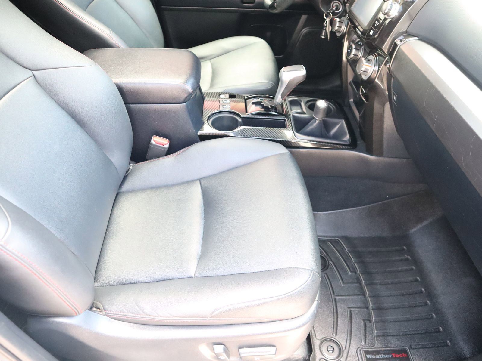 Used 2019 Toyota 4Runner TRD Off-Road Premium AWD/4WD image 52