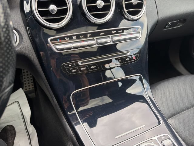 Used 2018 Mercedes-Benz C 300 4MATIC Sedan image 24