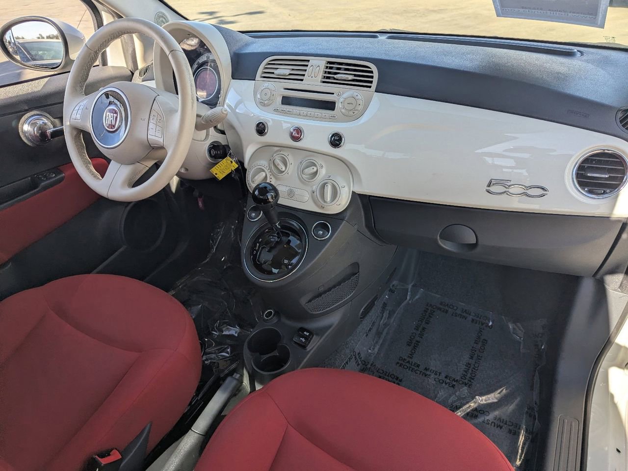 Used 2015 FIAT 500 Pop image 10