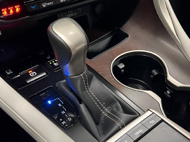 Certified 2022 Lexus RX 350 FWD w/ Premium Package image 21