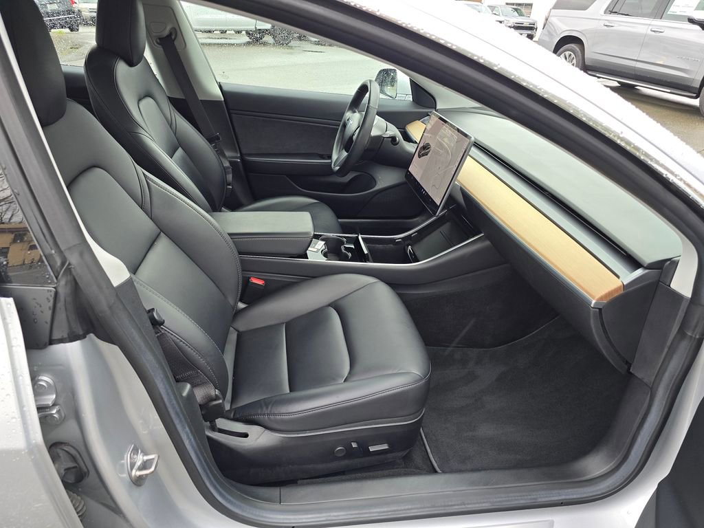 Used 2018 Tesla Model 3 Long Range image 11
