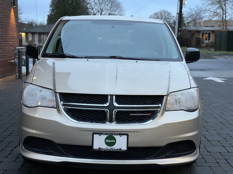 Used 2015 Dodge Grand Caravan SE w/ Quick Order Package 29E SE FWD image 6