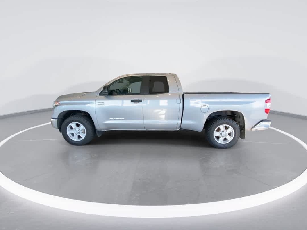 Used 2020 Toyota Tundra SR5 AWD/4WD image 5