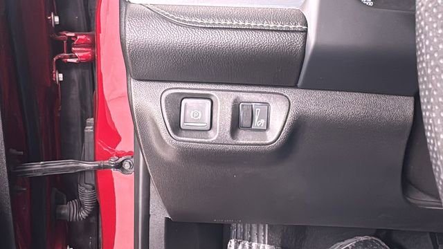 Used 2023 GMC Acadia SLE w/ Driver Convenience Package image 35