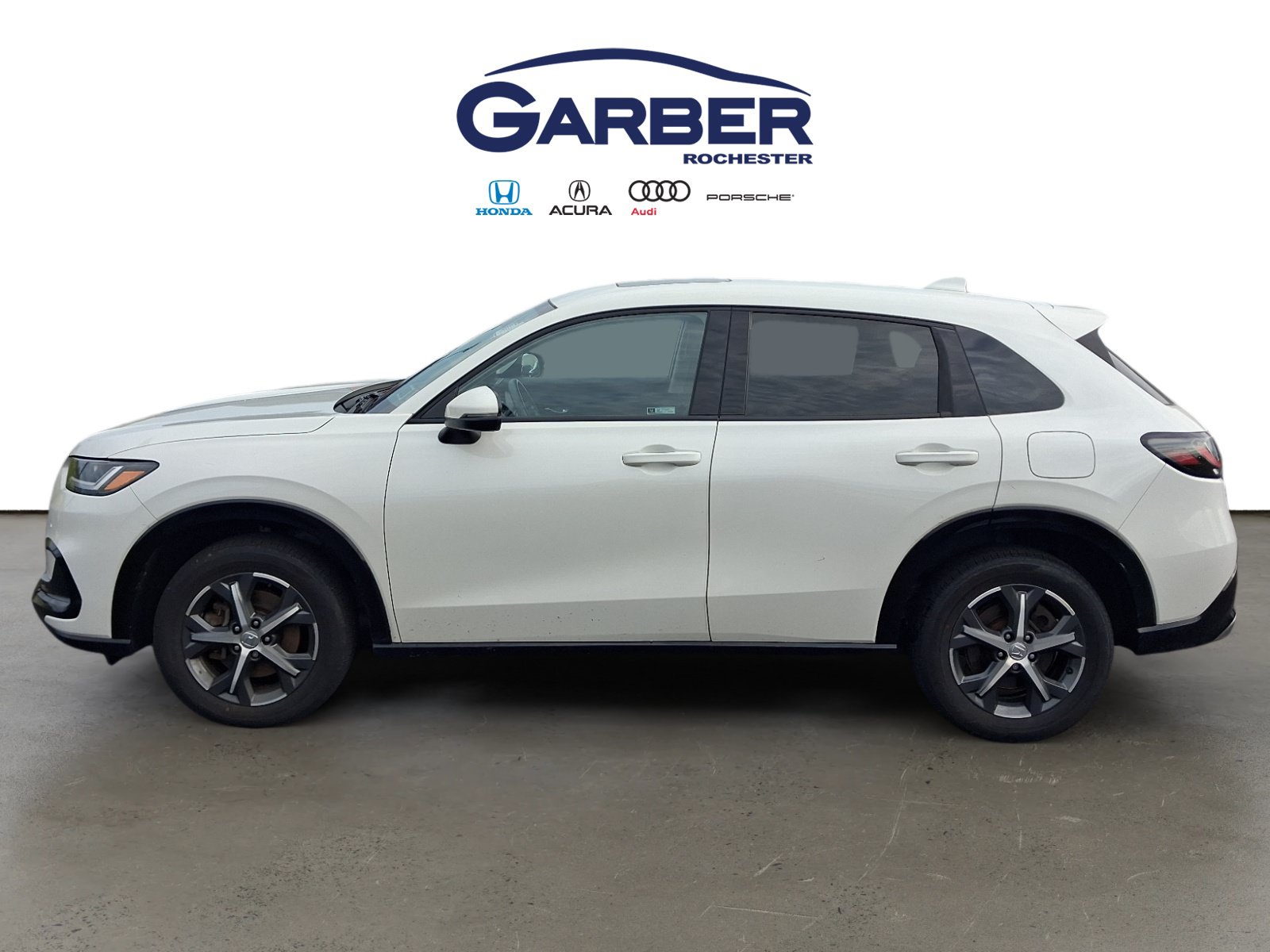 Used 2024 Honda HR-V EX-L image 2