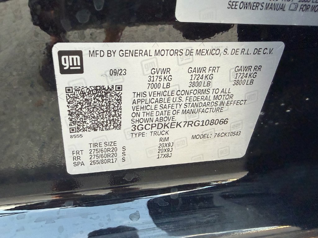 Used 2024 Chevrolet Silverado 1500 LT AWD/4WD image 21
