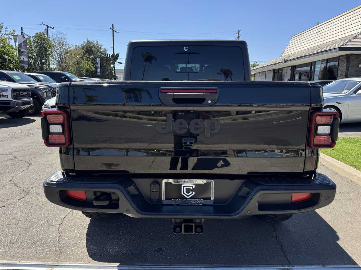 Used 2021 Jeep Gladiator Sport AWD/4WD image 7