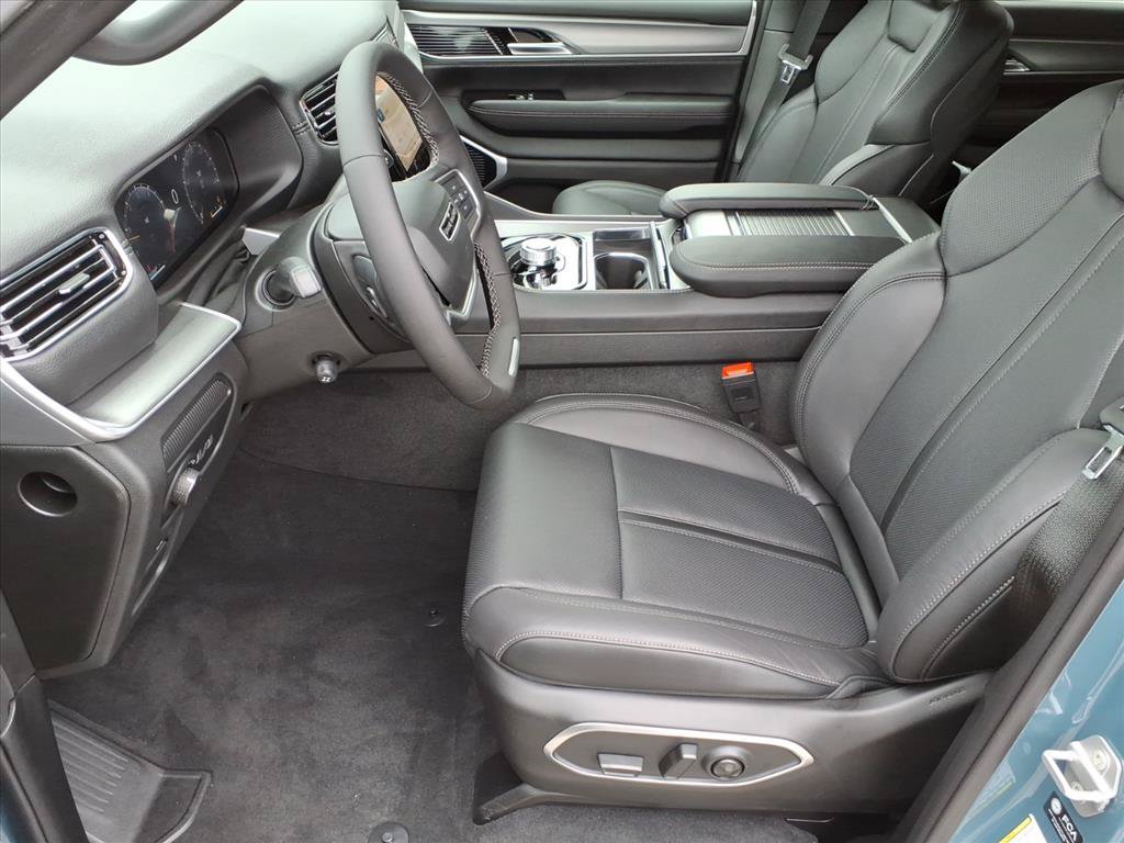 New 2026 Jeep Grand Wagoneer Limited w/ Premium Group II AWD/4WD image 12
