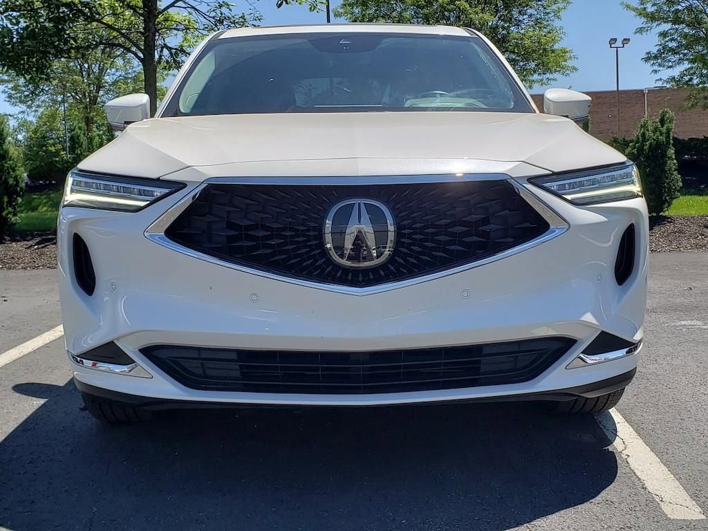 Used 2024 Acura MDX SH-AWD w/ Technology Package image 3