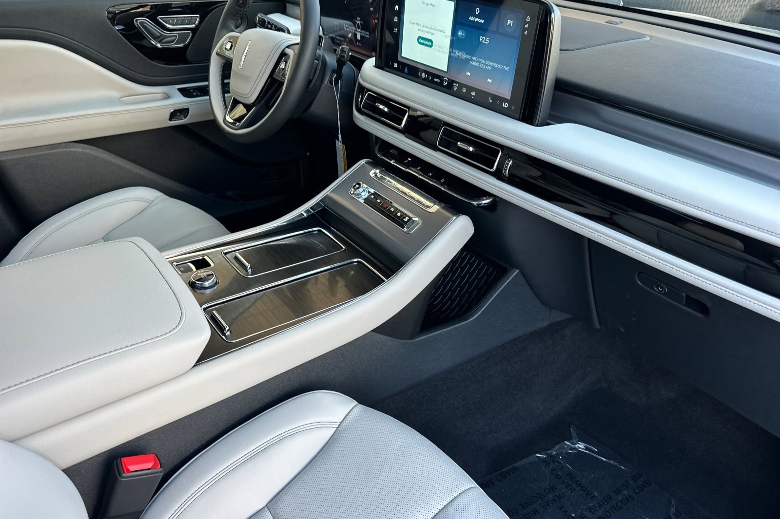 New 2025 Lincoln Aviator 2WD image 16