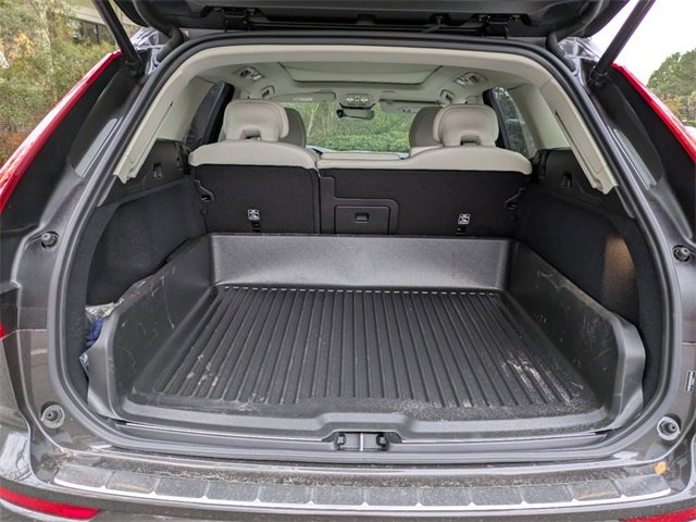 New 2025 Volvo XC60 B5 Plus w/ Climate Package image 11
