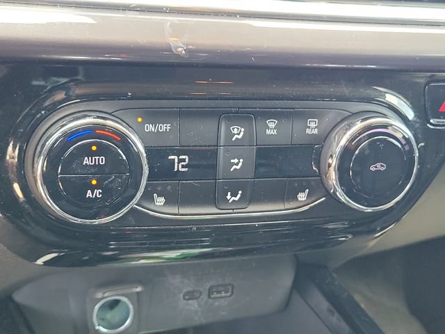 Used 2025 Chevrolet Trax ACTIV w/ Driver Confidence Package FWD image 35