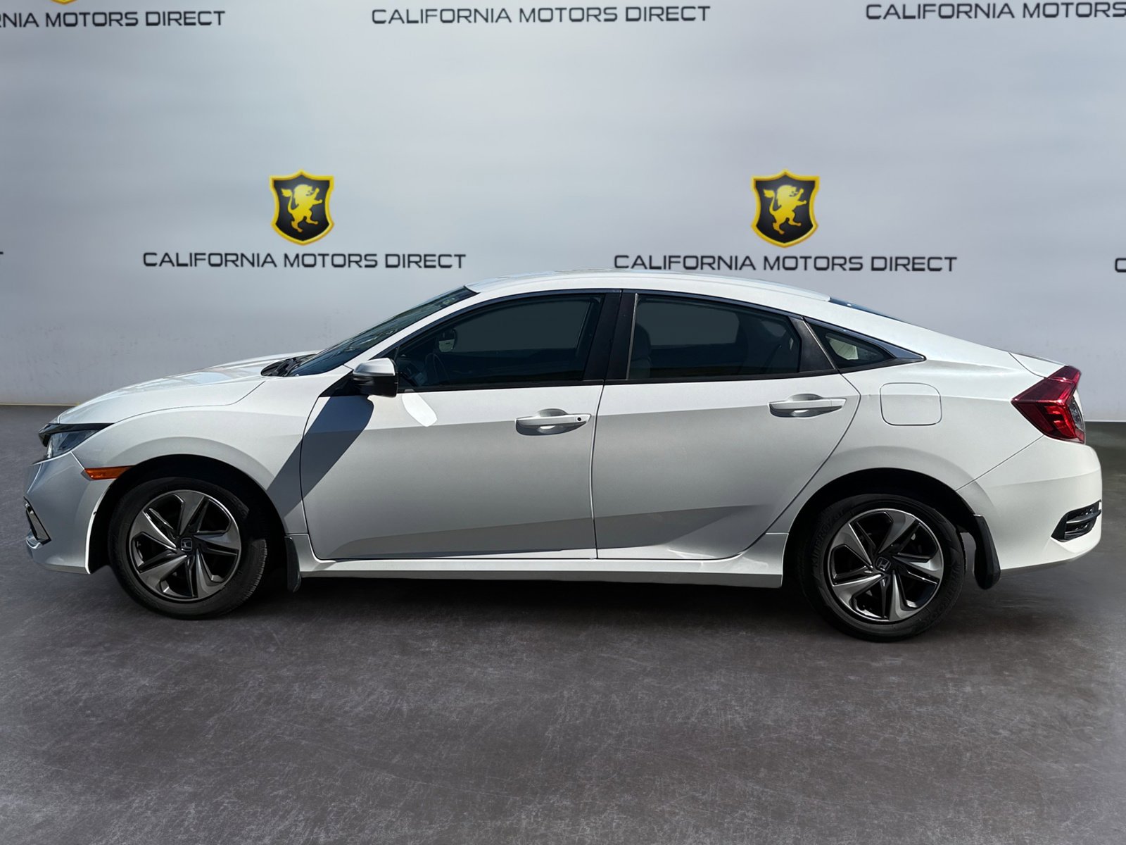 Used 2020 Honda Civic LX image 2