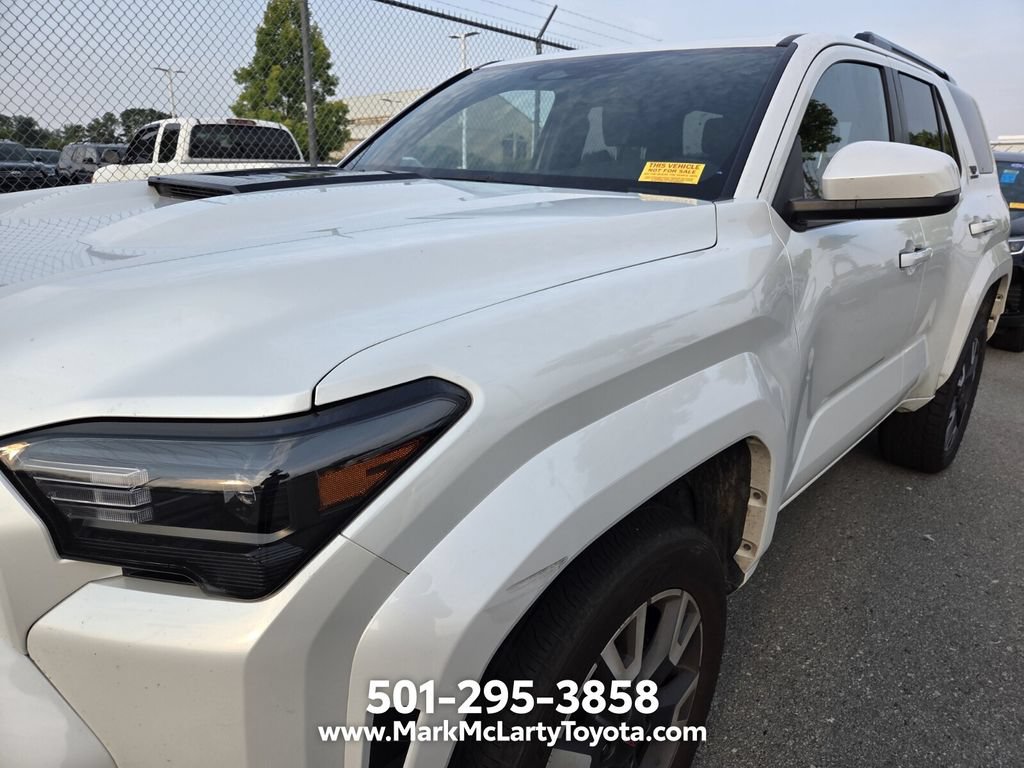 Used 2025 Toyota 4Runner TRD Sport AWD/4WD image 5