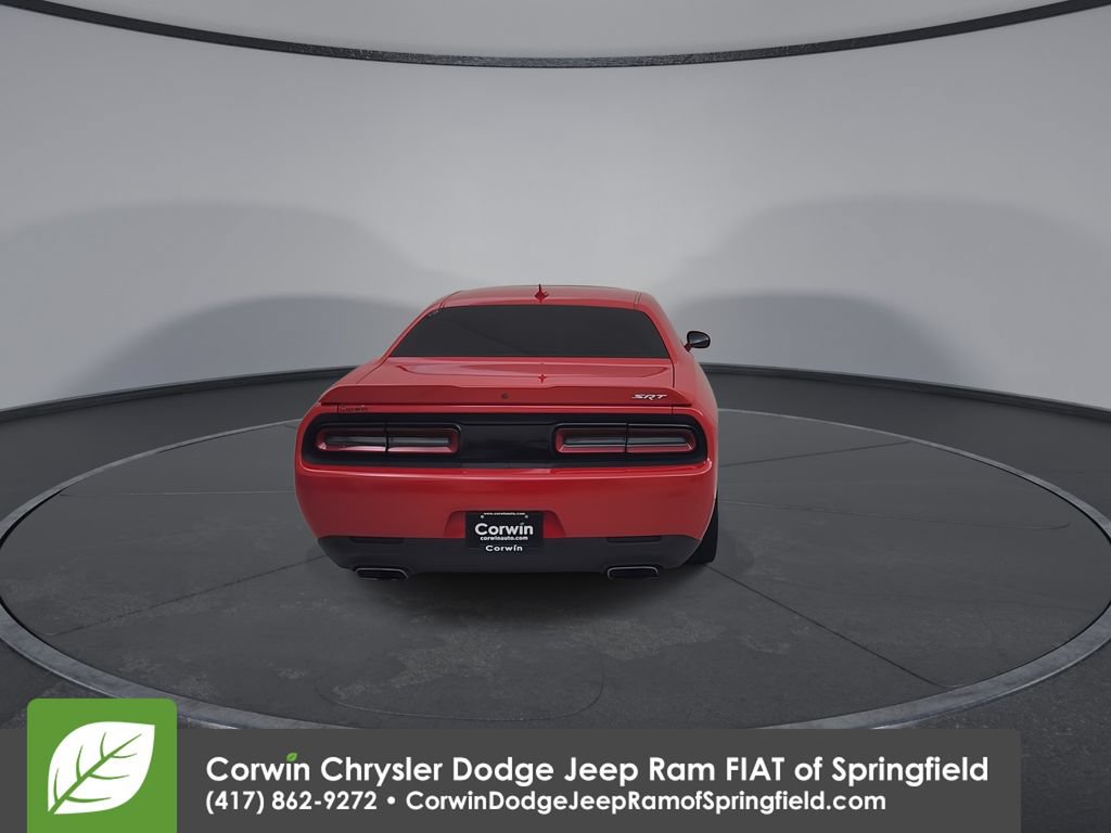 Used 2015 Dodge Challenger SRT RWD image 13