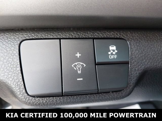 Certified 2023 Kia Rio S FWD image 17